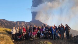 cosa fare per il ponte del 1 Maggio: Escursioni sull’Etna, laghi dei Nebrodi e Fiume Ciane