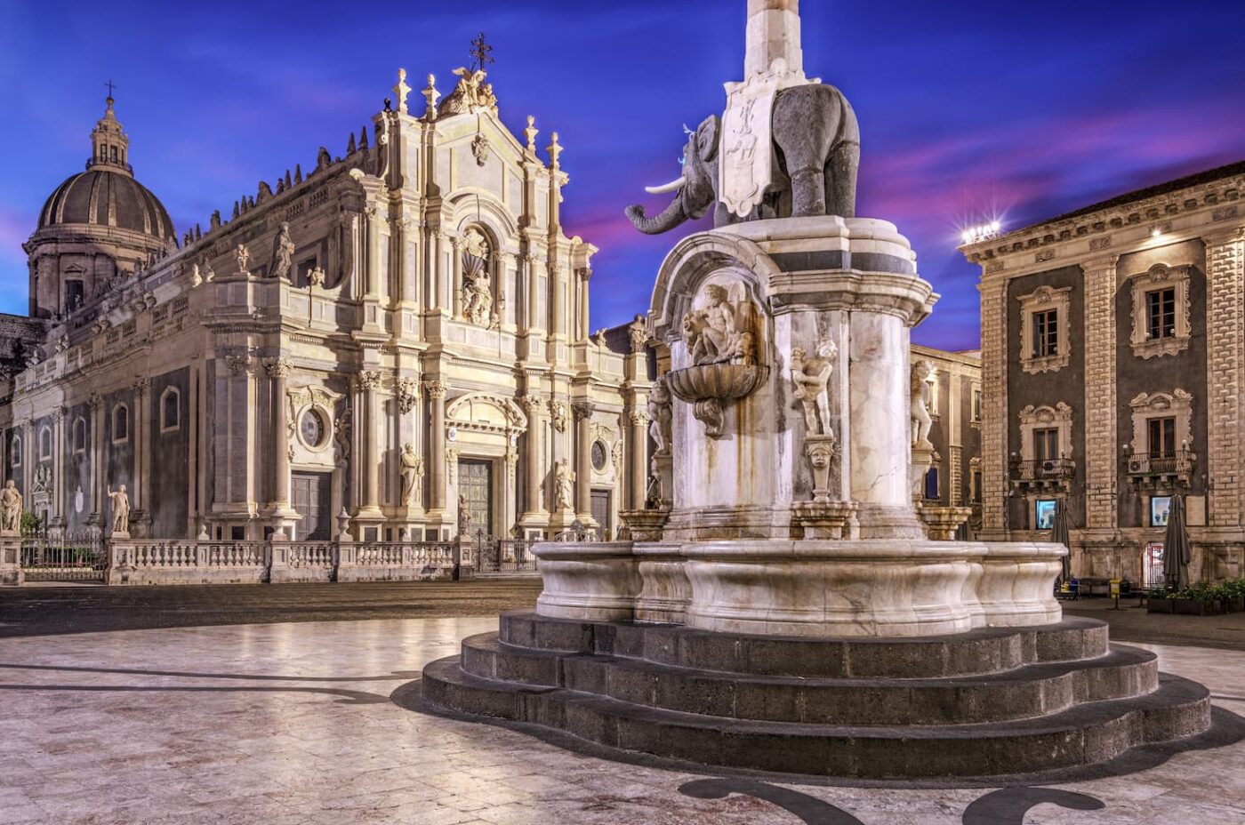 Catania Misteriosa: tour notturno tra sotterranei, leggende e segreti | 27 aprile 2025