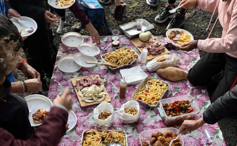 Etna d’autunno: trekking fino al Rifugio Gualberto con aperi-pranzo